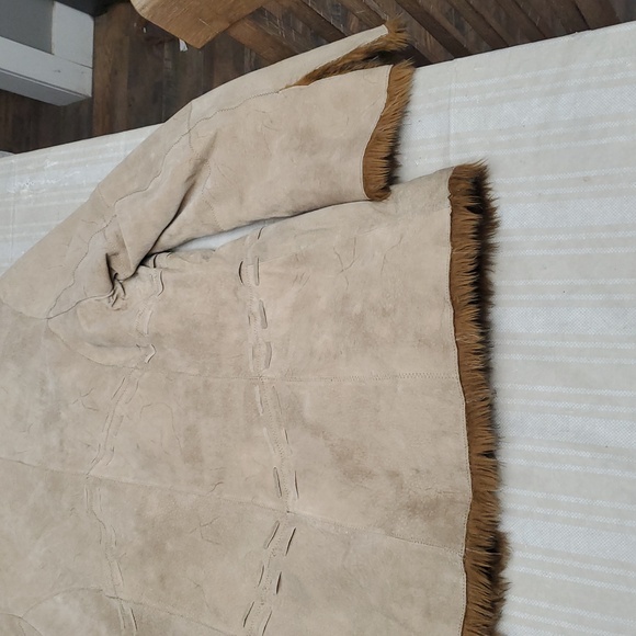 BKE Tan Leather Jacket with Brown Fur Trim - Picture 8 of 11